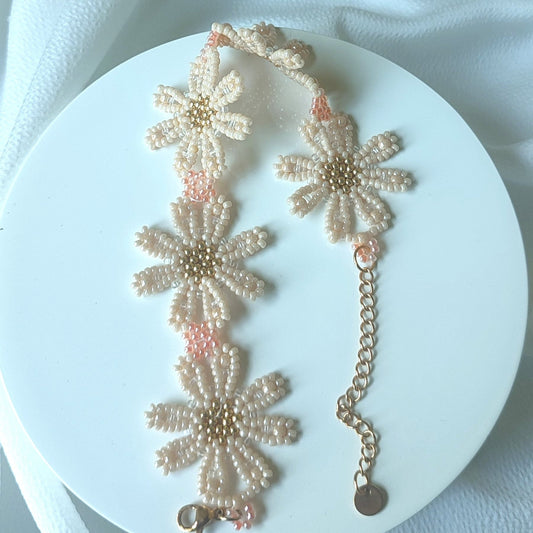 Bracciale MARGHERITA - beige rosato in vendita su Petali e Passioni Bijoux