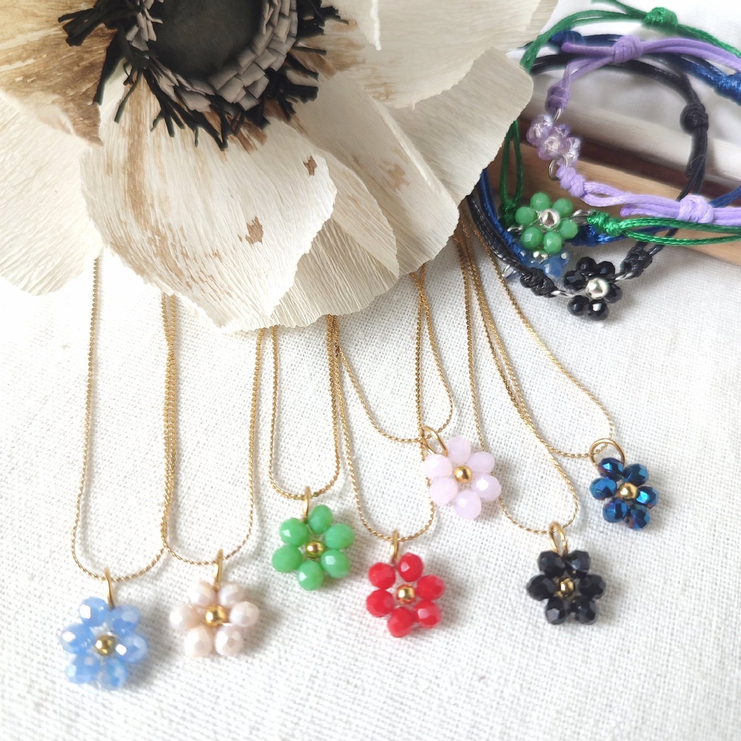 Collana FIORELLA - blu iris in vendita su Petali e Passioni Bijoux