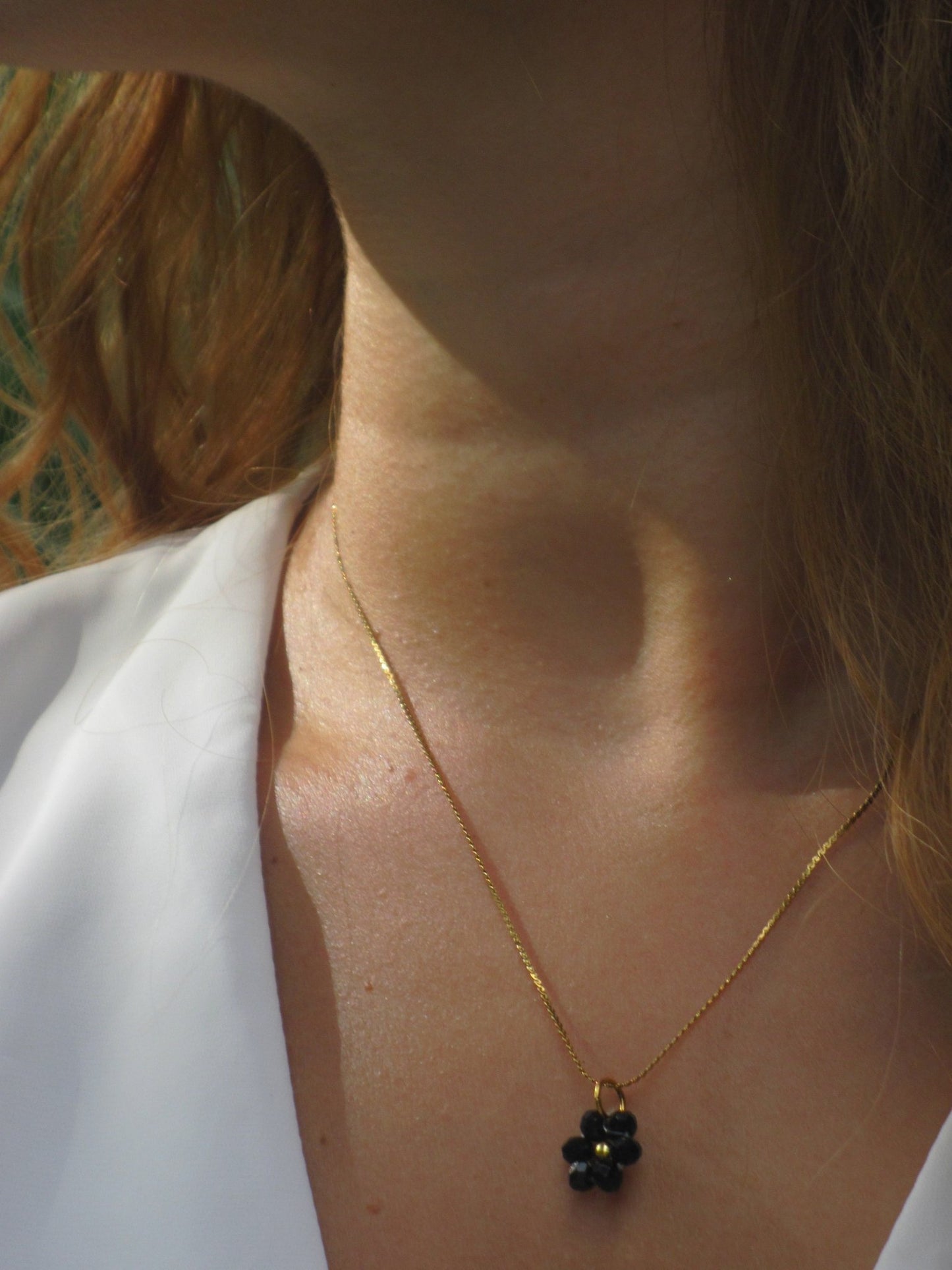Collana FIORELLA - nero in vendita su Petali e Passioni Bijoux