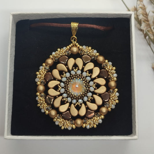 Collana GERBERA - Oro, marrone in vendita su Petali e Passioni Bijoux