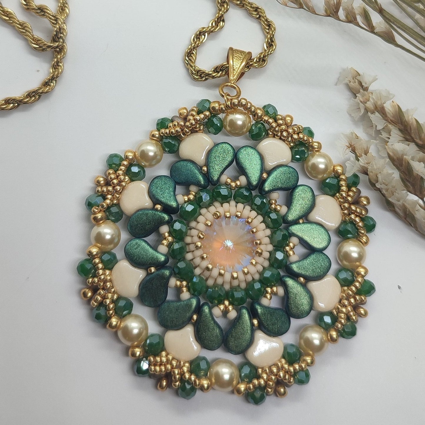 Collana GERBERA - Verde scuro in vendita su Petali e Passioni Bijoux