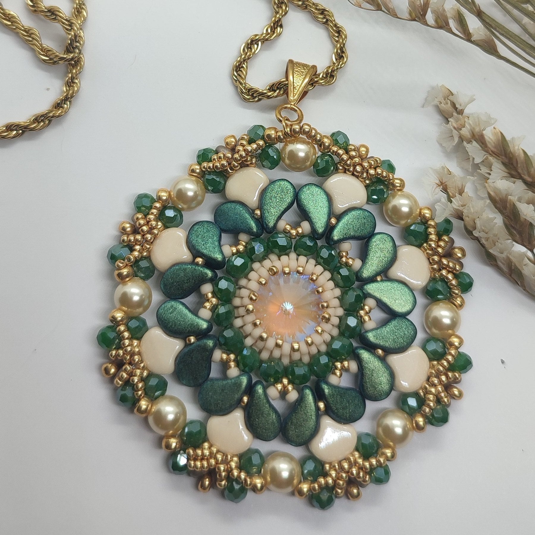 Collana GERBERA - Verde scuro in vendita su Petali e Passioni Bijoux