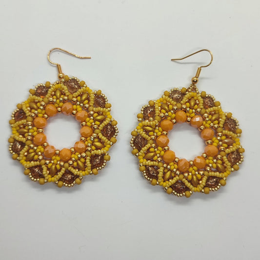 Orecchini COROLLA - giallo carico, marrone in vendita su Petali e Passioni Bijoux