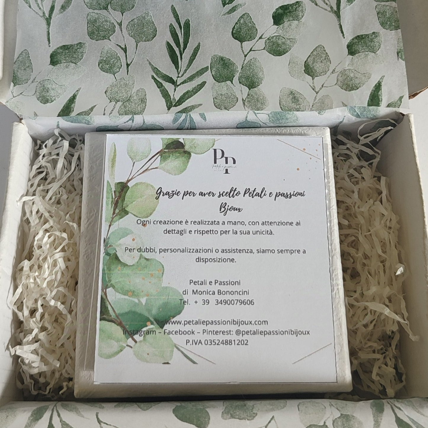 Orecchini COROLLA - rosa in vendita su Petali e Passioni Bijoux