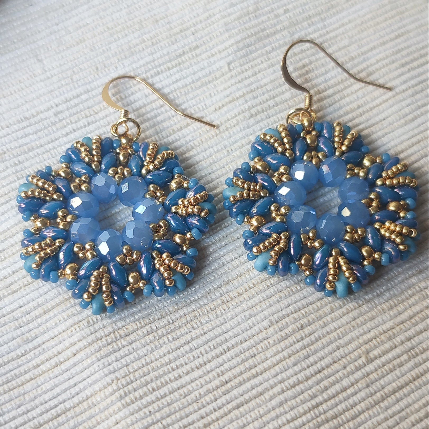 Orecchini Fiorello - Azzurro in vendita su Petali e Passioni Bijoux