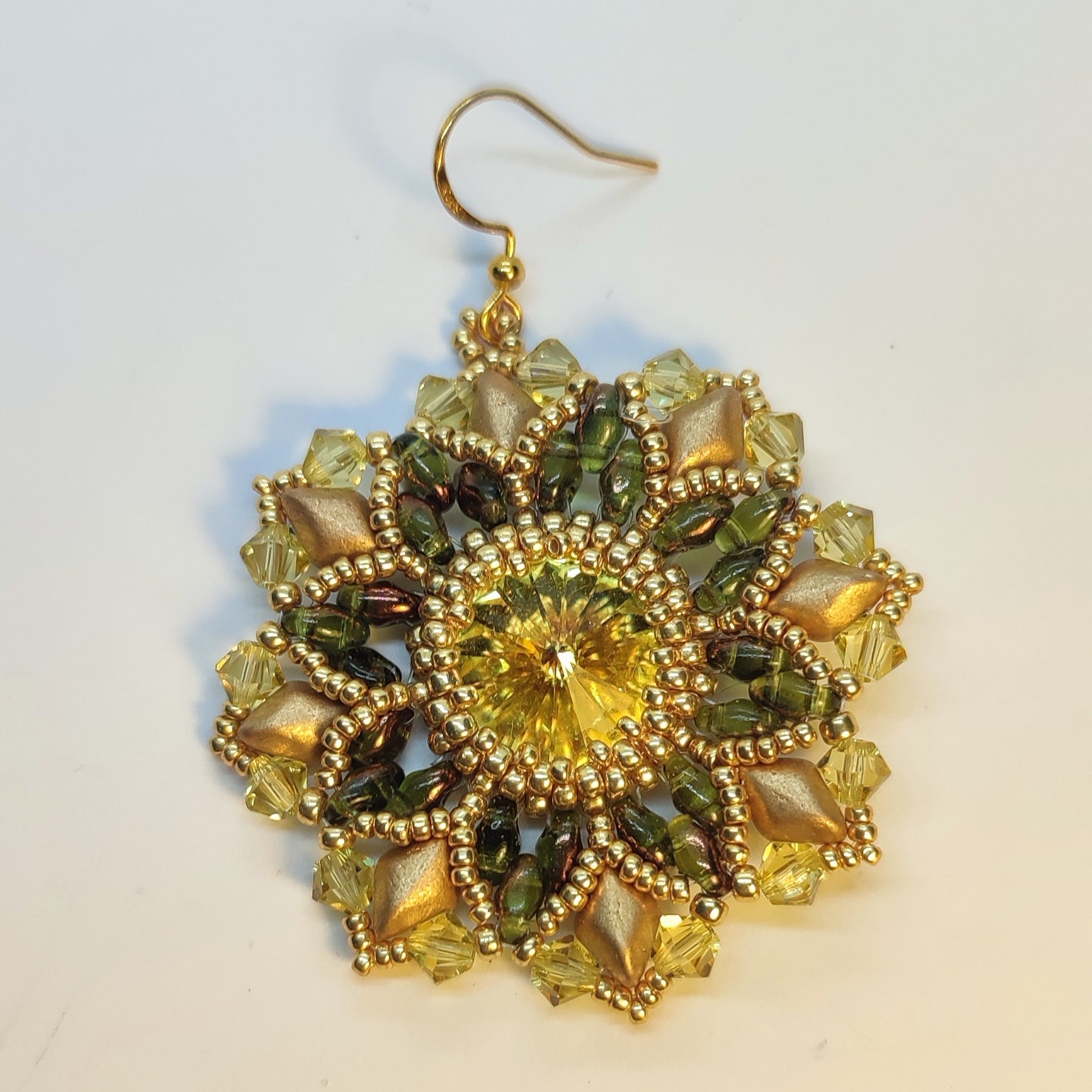 Orecchini INCANTO - Oro, verde in vendita su Petali e Passioni Bijoux