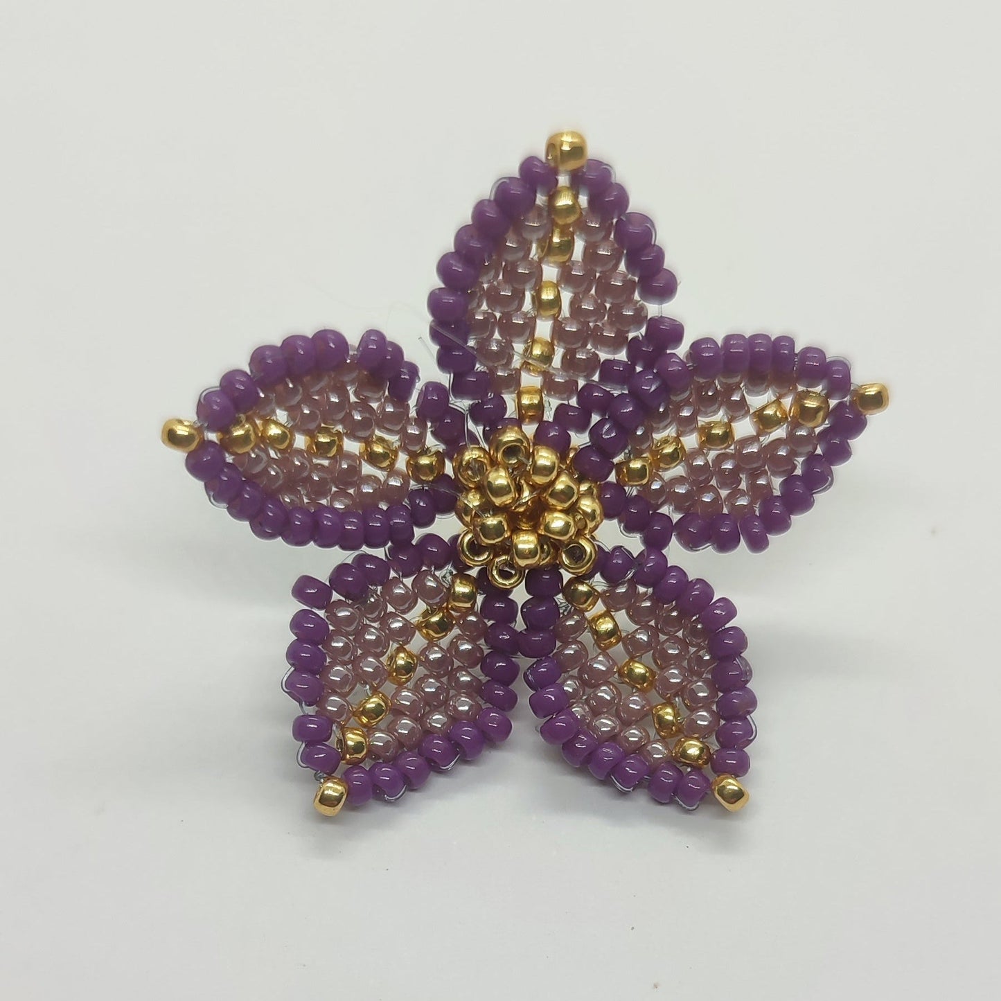 Orecchino CLEMATIS - Lilla in vendita su Petali e Passioni Bijoux