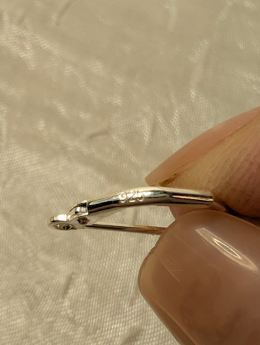 Guida ai Metalli nei Gioielli: Come Scegliere Quello Giusto per Te - Petali e passioni Bijoux