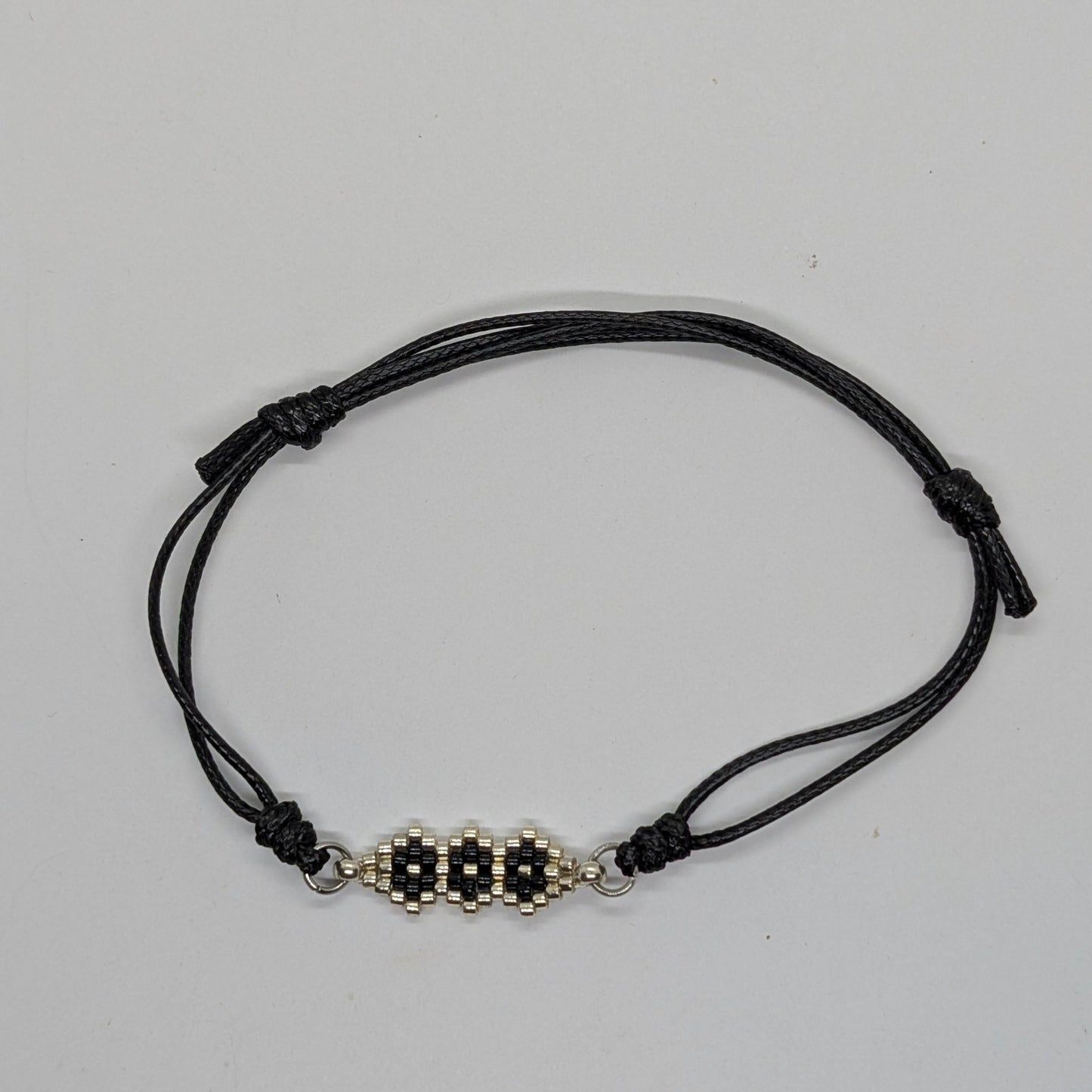 Bracciale a cordino nero
