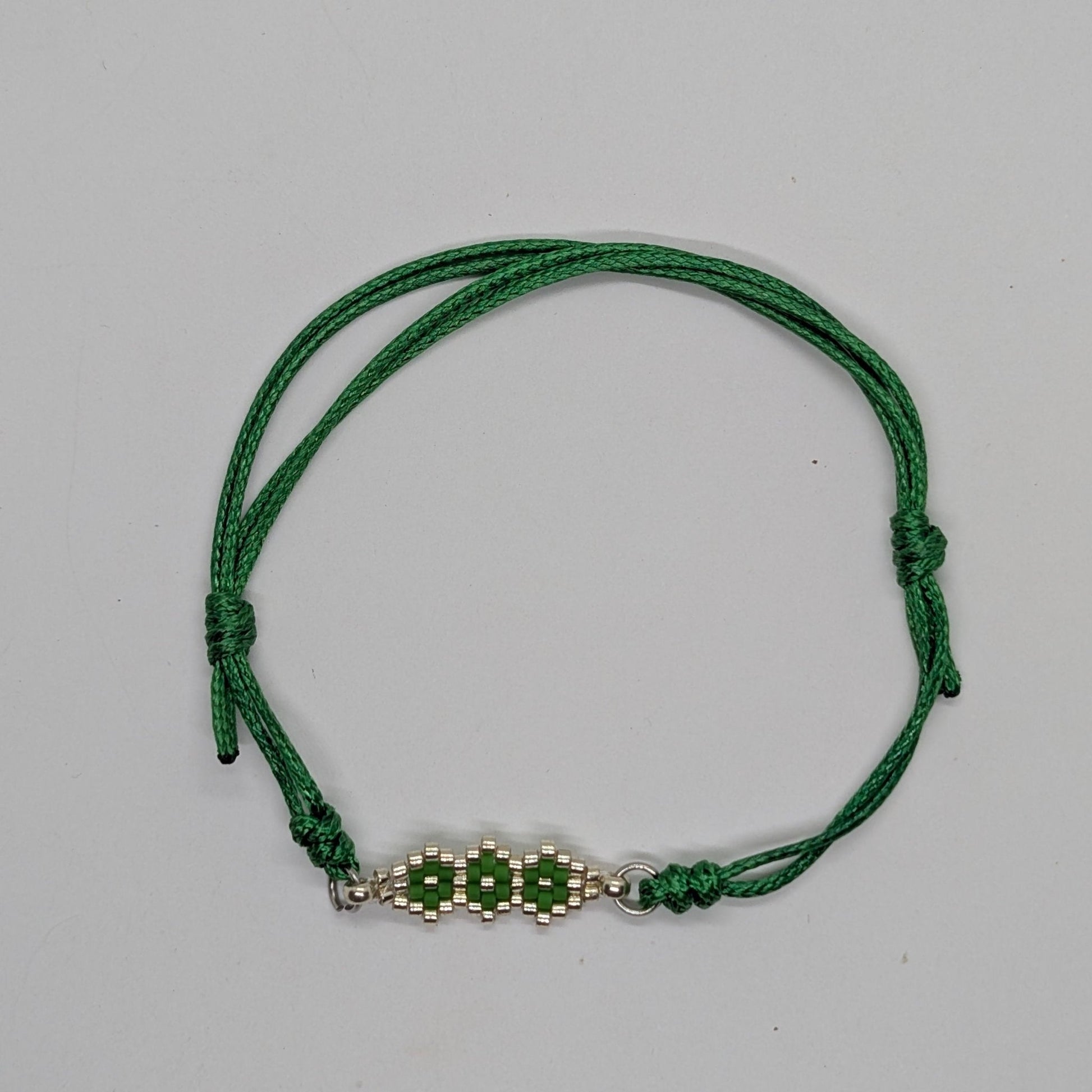 Bracciale a cordino verde