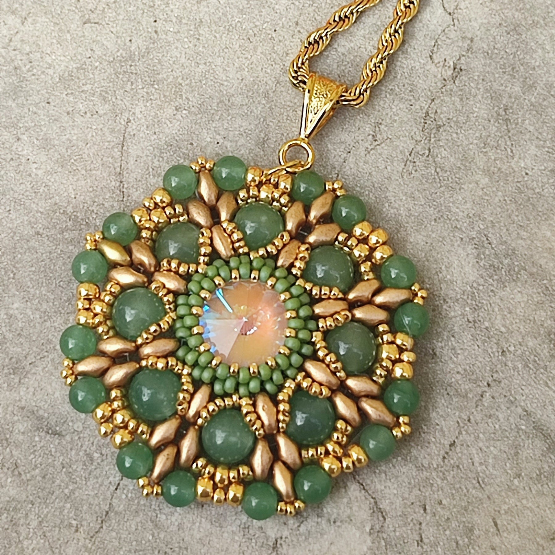 Collana con medaglione - Avventurina in vendita su Petali e Passioni Bijoux