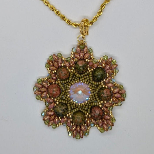 Collana con Medaglione - PASSIFLORA Unakite in vendita su Petali e Passioni Bijoux
