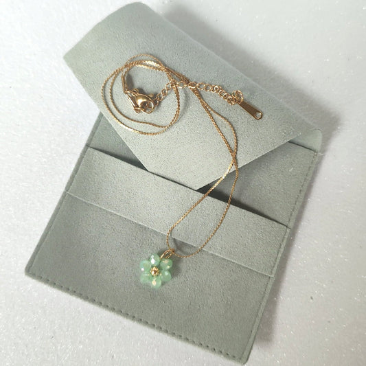 Collana FIORELLA – verde acqua in vendita su Petali e Passioni Bijoux