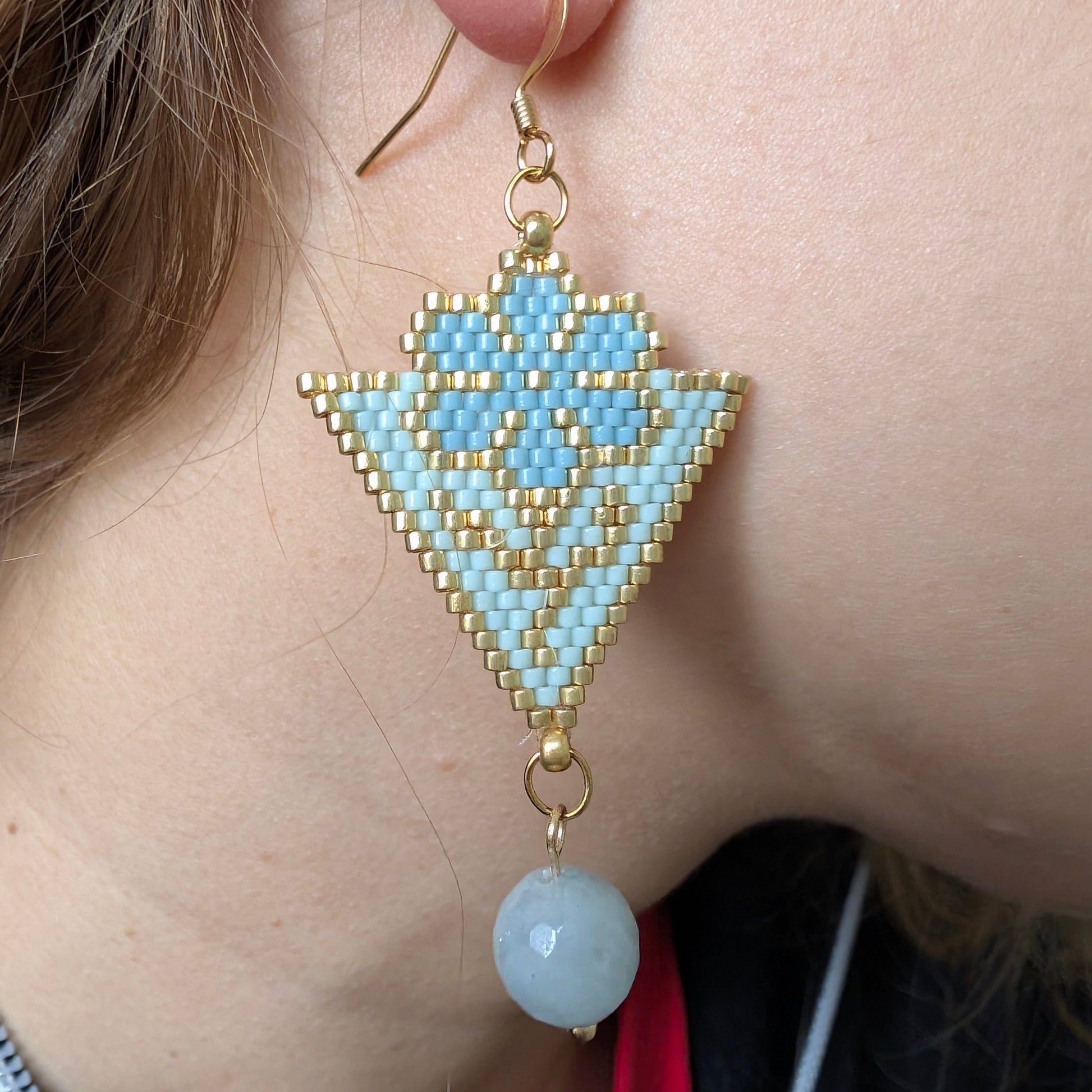Orecchini AKARI - Azzurro in vendita su Petali e Passioni Bijoux