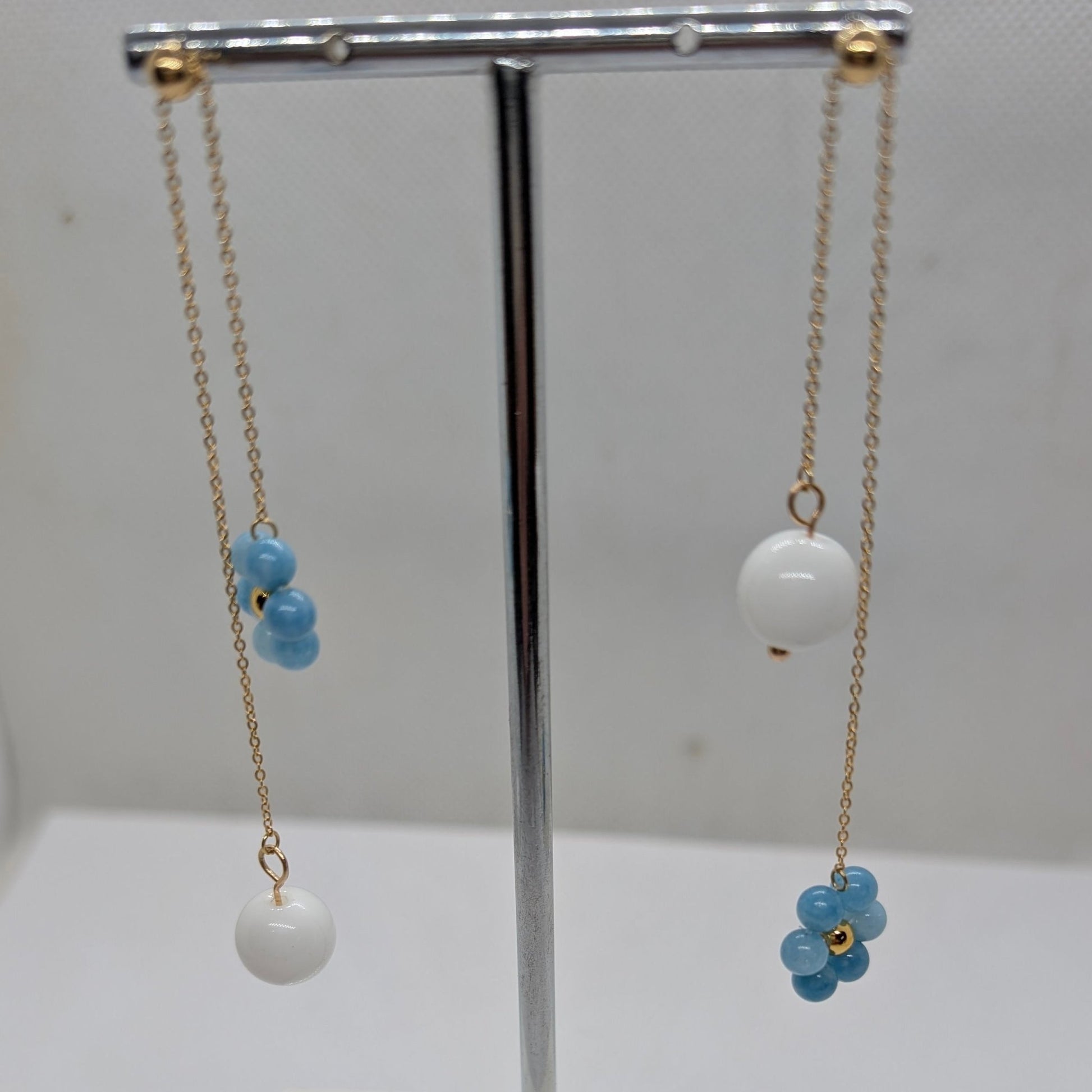 Orecchini ARMONIA - Angelte Agata Bianca in vendita su Petali e Passioni Bijoux