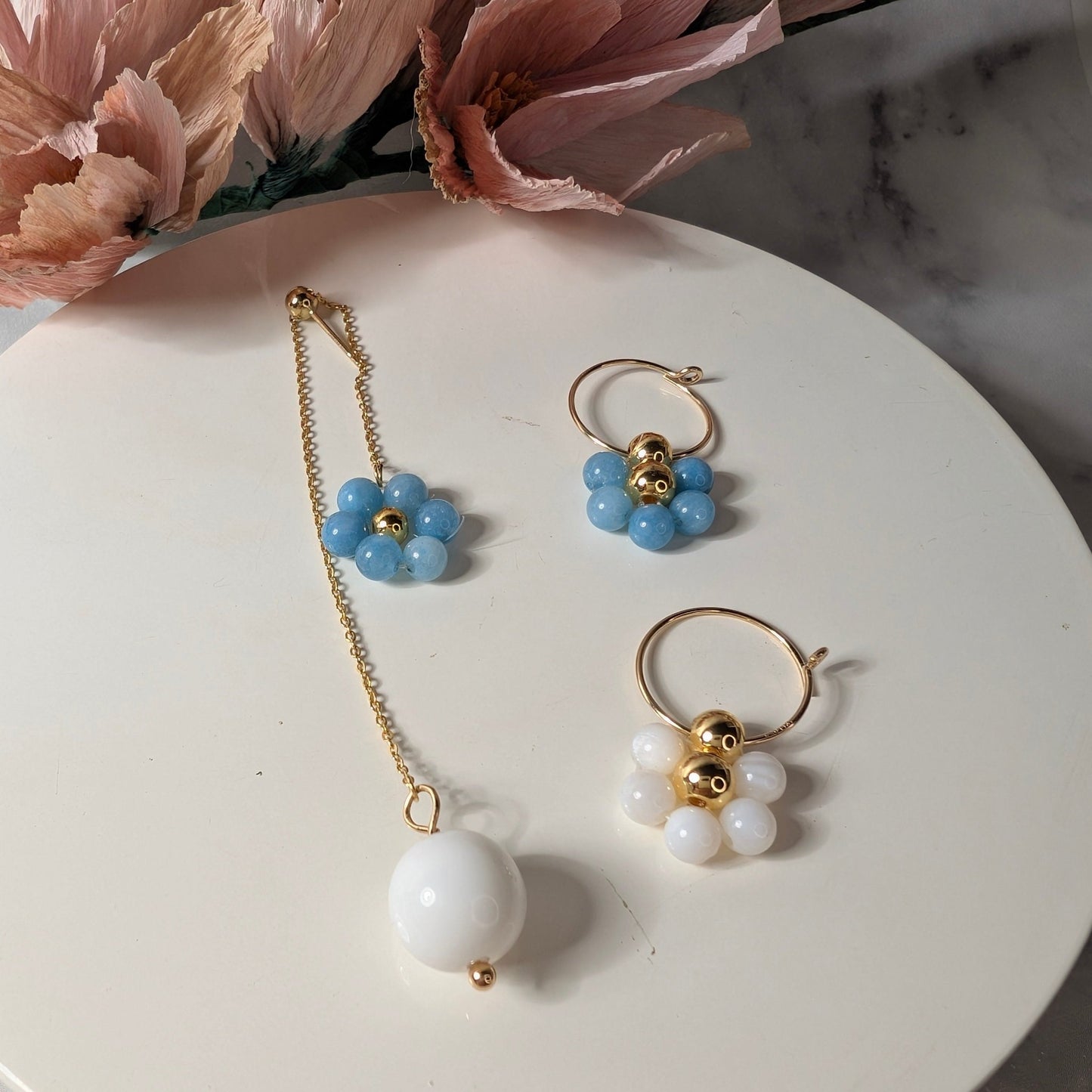 Orecchini ARMONIA - Angelte Agata Bianca in vendita su Petali e Passioni Bijoux