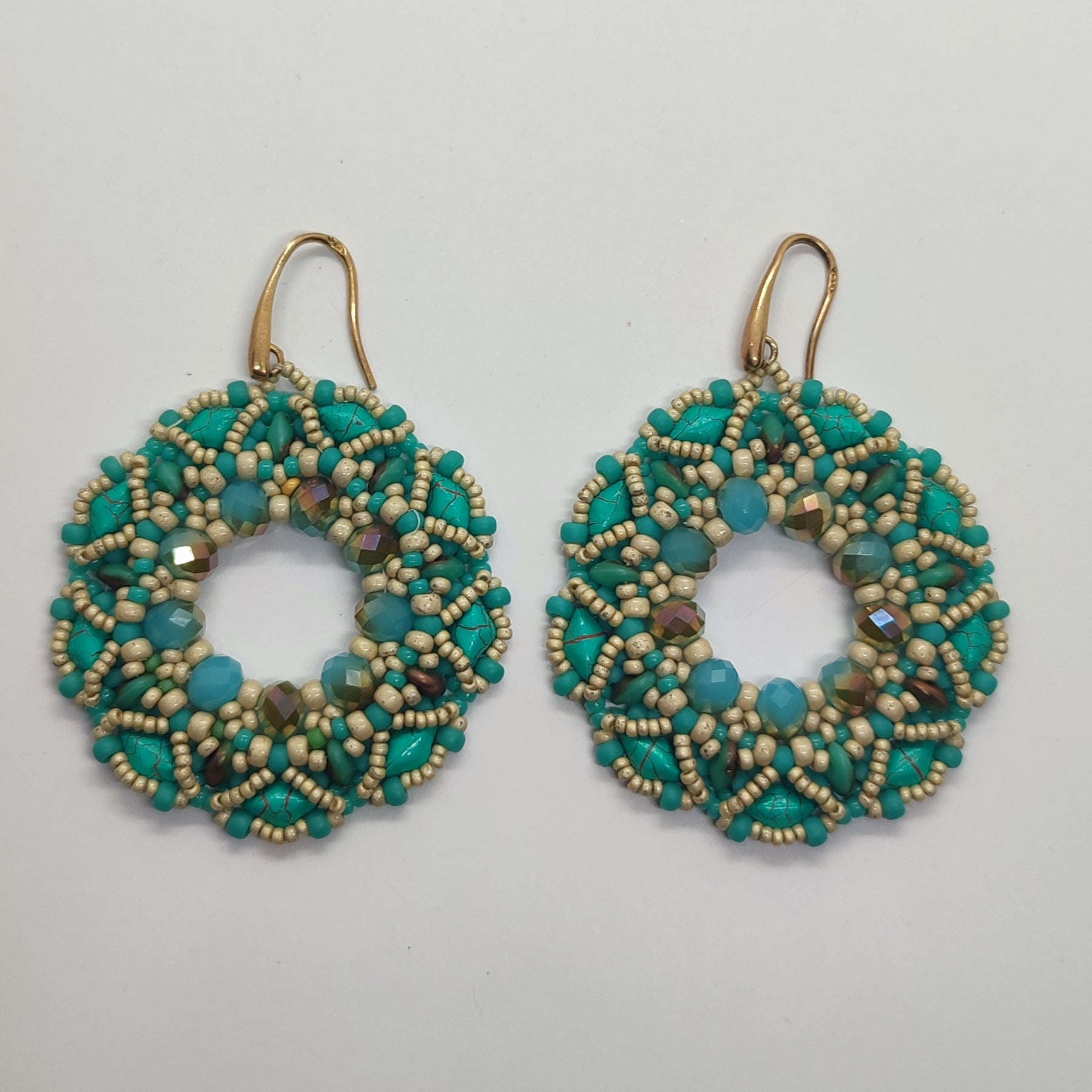 Orecchini COROLLA - verde turchese in vendita su Petali e Passioni Bijoux