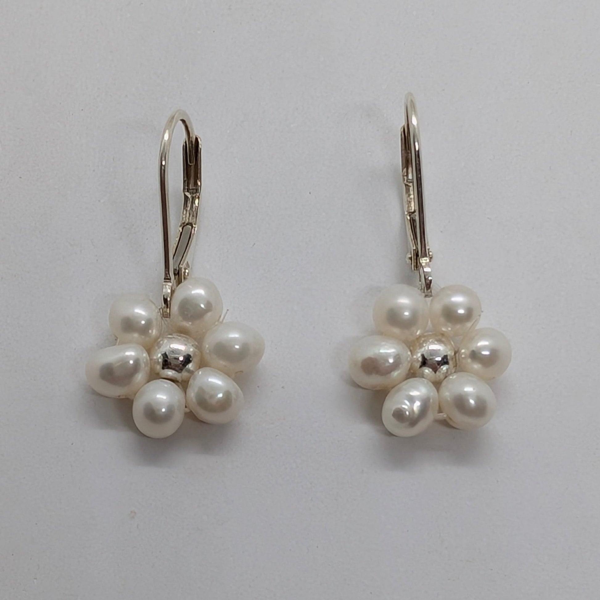 Orecchini FIOR di PERLA - Perle coltivate AAA, Argento 925 in vendita su Petali e Passioni Bijoux