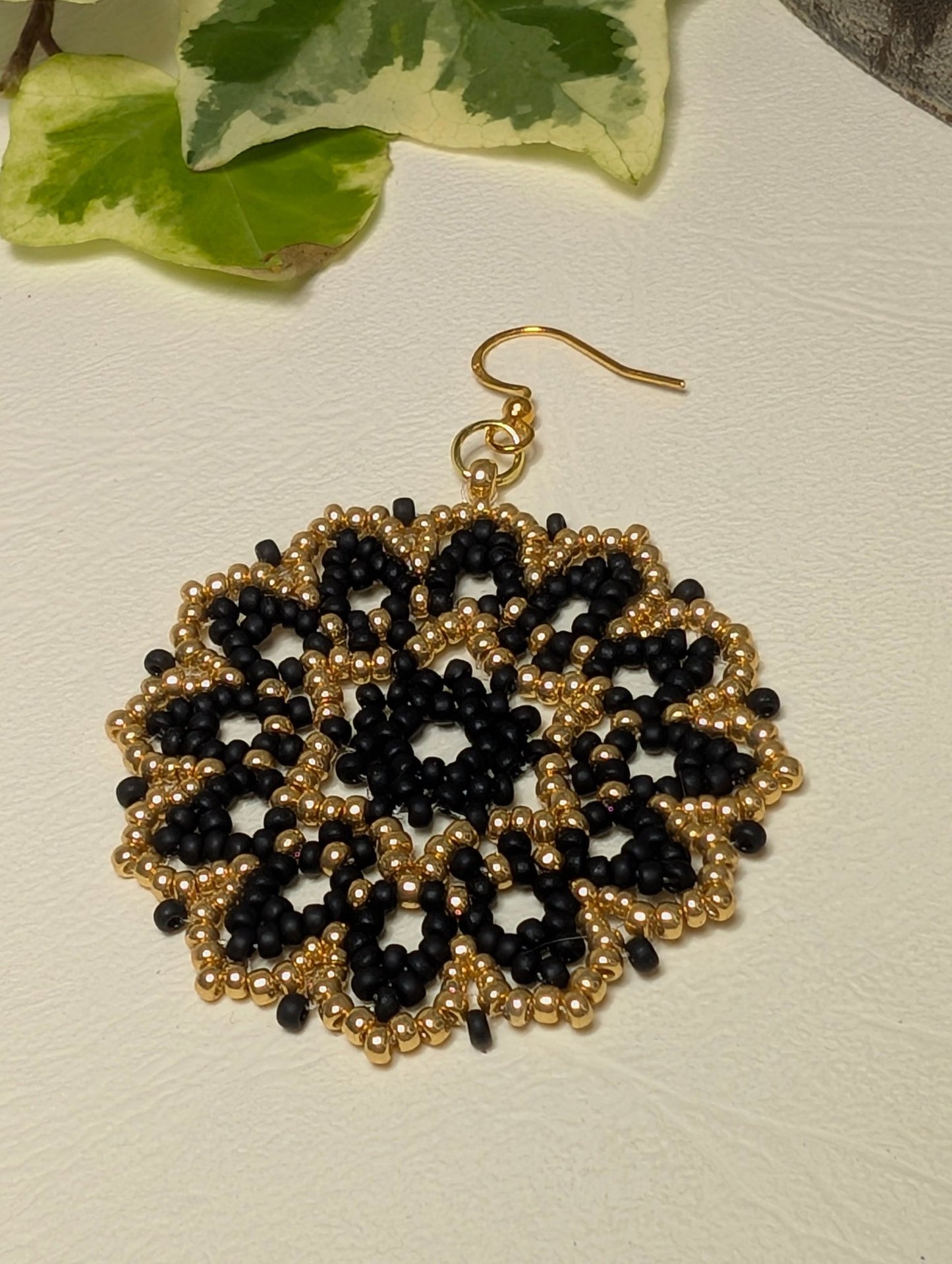 Orecchini FIORE DI PIZZO in vendita su Petali e Passioni Bijoux