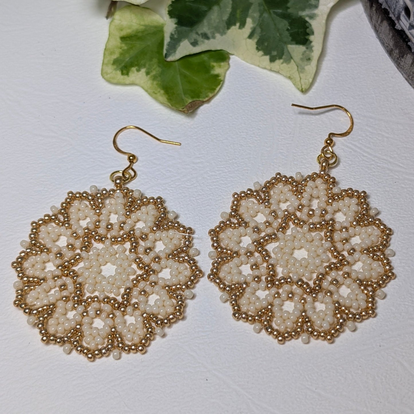 Orecchini FIORE DI PIZZO in vendita su Petali e Passioni Bijoux