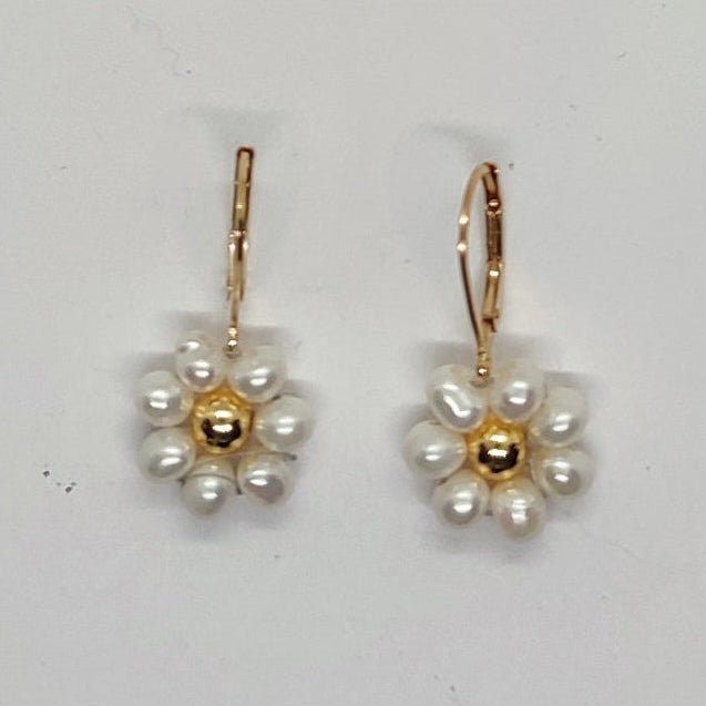 Orecchini FIORE - Perle coltivate, oro in vendita su Petali e Passioni Bijoux
