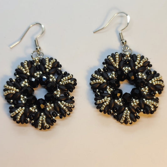 Orecchini FIORELLO - Nero argento in vendita su Petali e Passioni Bijoux