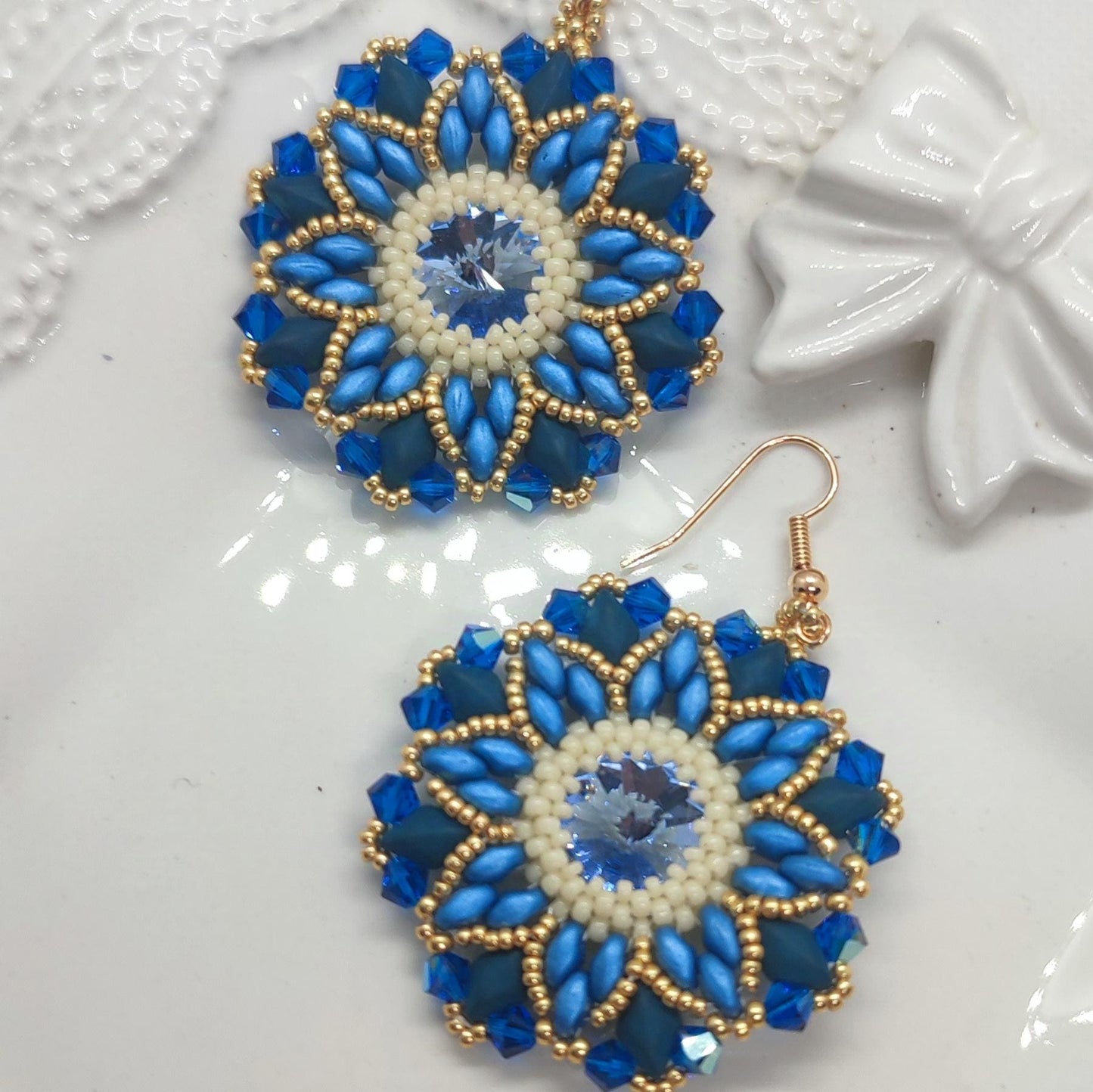 Orecchini INCANTO - Blu in vendita su Petali e Passioni Bijoux